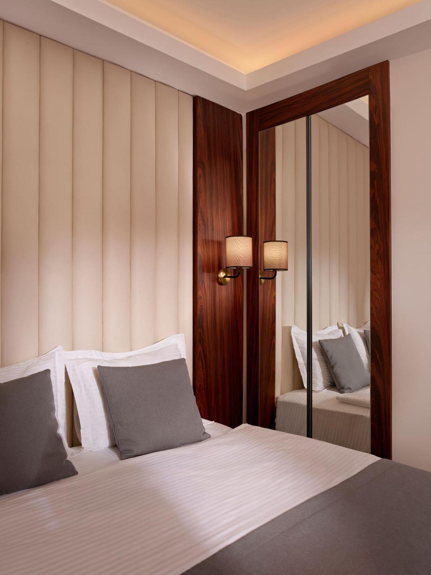 Shining Star Hotel