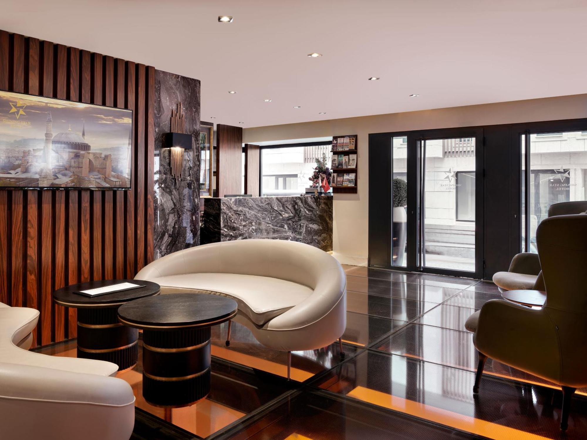 Shining Star Hotel
