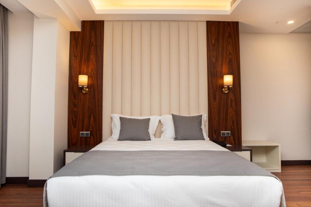 Shining Star İstanbul